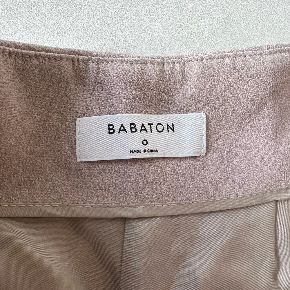 High rise pleated shorts Aritzia - Picture 6 of 6